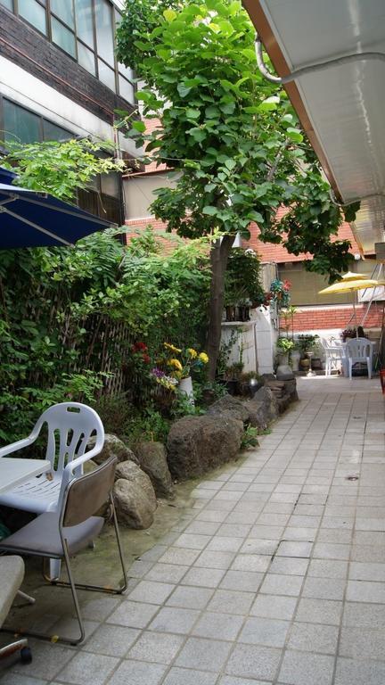 Yun Hotel