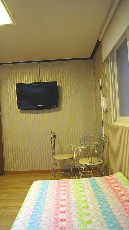 Yun Hotel 2*